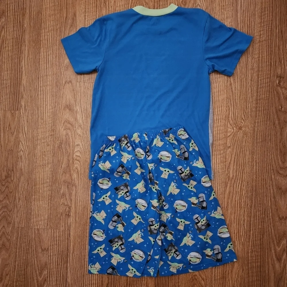 Star Wars Mandalorian blue and gray short sleeve pajama set Size L